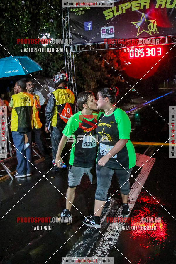 Buy your photos of the eventCorrida Super Run on Fotop