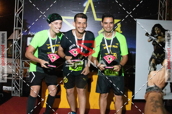 Achetez vos photos de l'vnementCorrida Super Run sur Fotop