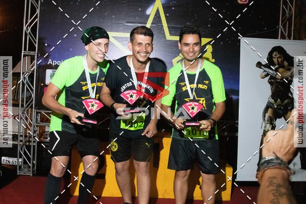 Achetez vos photos de l'vnementCorrida Super Run sur Fotop