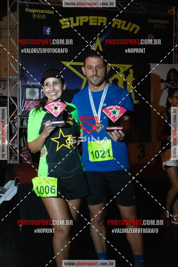 Achetez vos photos de l'vnementCorrida Super Run sur Fotop