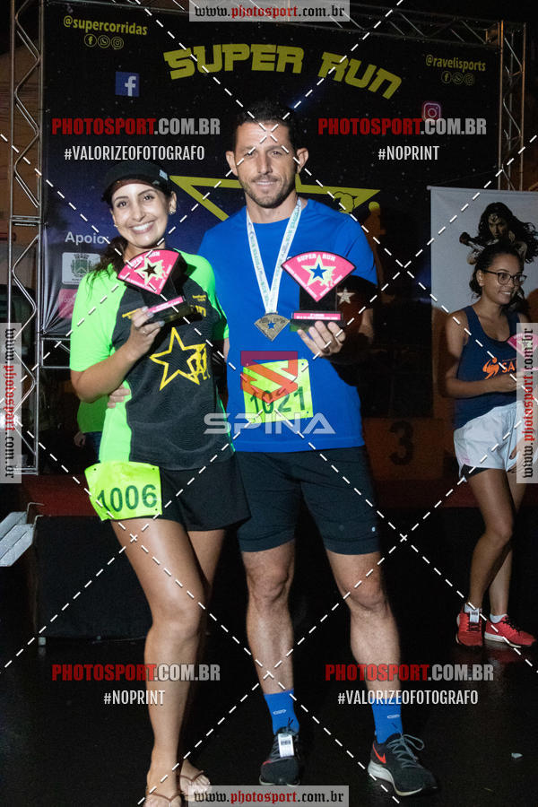 Achetez vos photos de l'vnementCorrida Super Run sur Fotop