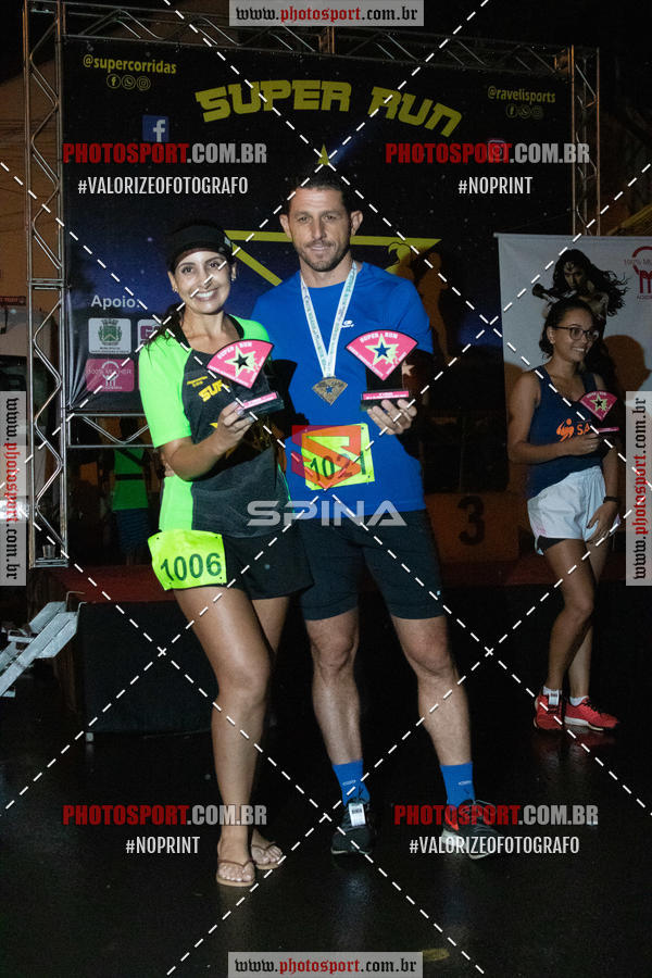 Achetez vos photos de l'vnementCorrida Super Run sur Fotop