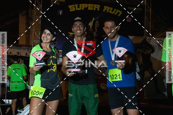 Achetez vos photos de l'vnementCorrida Super Run sur Fotop