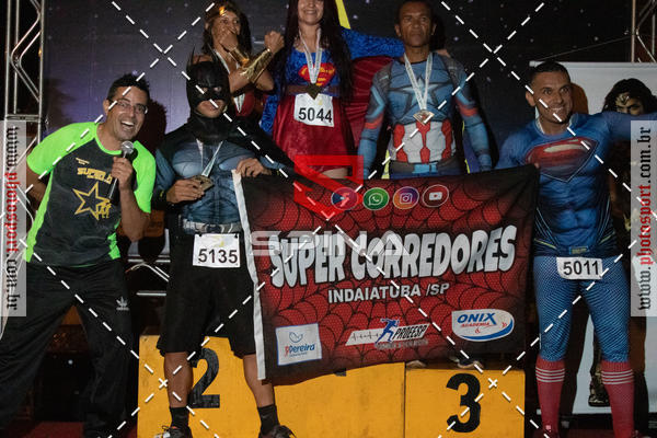 Achetez vos photos de l'vnementCorrida Super Run sur Fotop