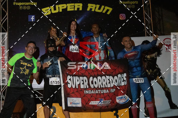 Achetez vos photos de l'vnementCorrida Super Run sur Fotop