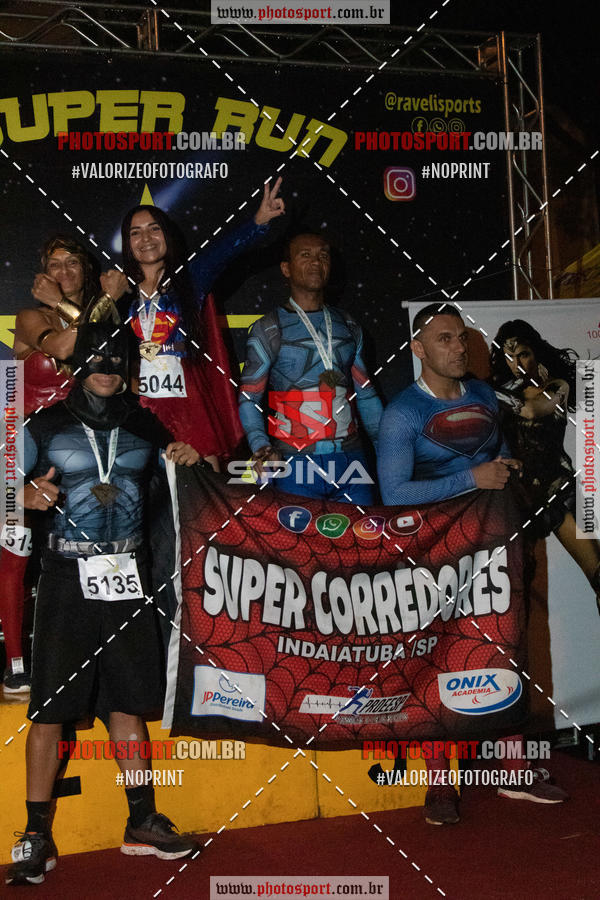 Achetez vos photos de l'vnementCorrida Super Run sur Fotop
