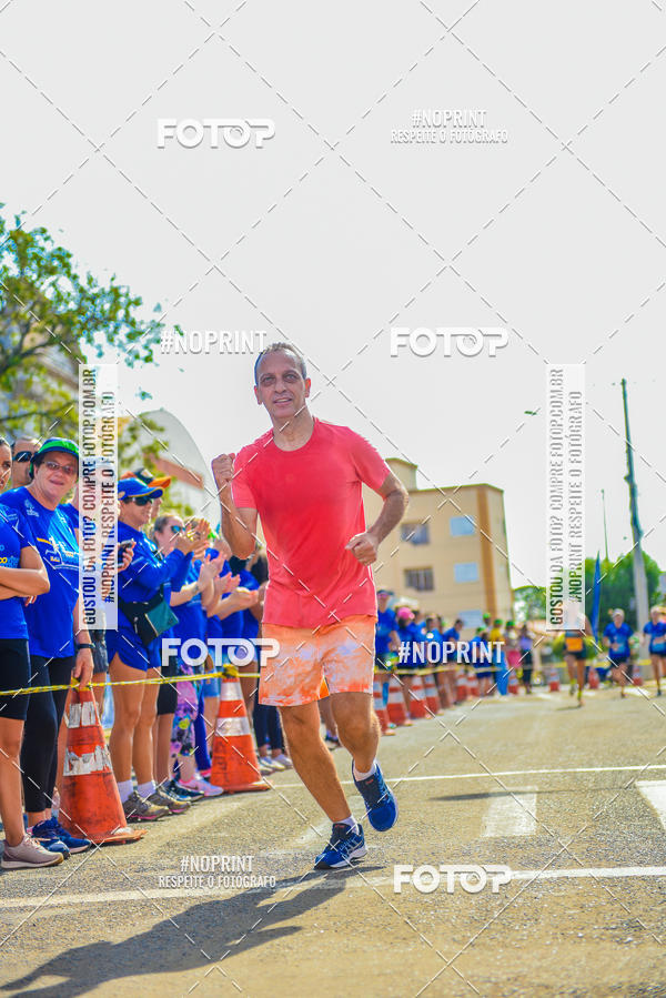 Compra tus fotos del evento6 Movimenta Batatais En Fotop