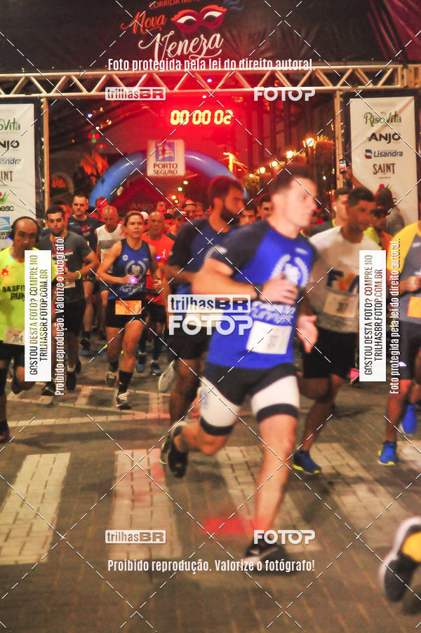 Buy your photos of the eventCORRIDA NORTUNA DE NOVA VENEZA on Fotop