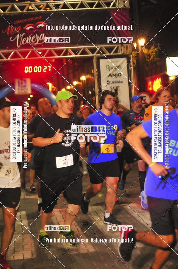 Buy your photos of the eventCORRIDA NORTUNA DE NOVA VENEZA on Fotop