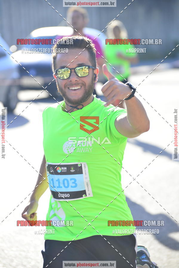 Achetez vos photos de l'vnementCIRCUITO RUNAWAY - ETAPA GARRA sur Fotop