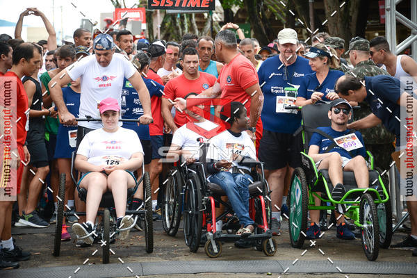 Achetez vos photos de l'vnement4 CORRIDA E CAMINHADA DOS BOMBEIROS EM PROL DA APAE sur Fotop
