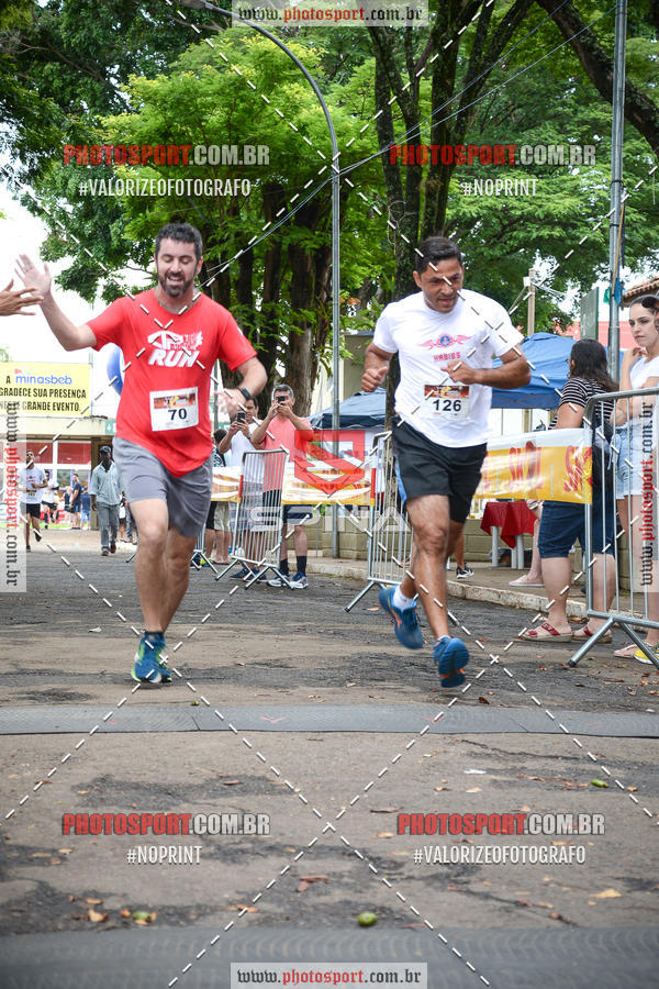 Achetez vos photos de l'vnement4 CORRIDA E CAMINHADA DOS BOMBEIROS EM PROL DA APAE sur Fotop