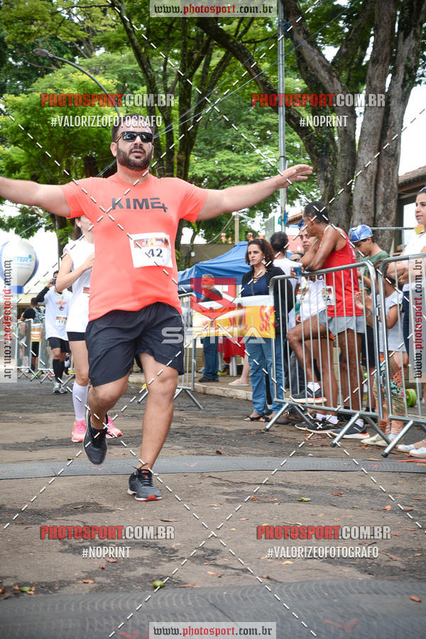Achetez vos photos de l'vnement4 CORRIDA E CAMINHADA DOS BOMBEIROS EM PROL DA APAE sur Fotop