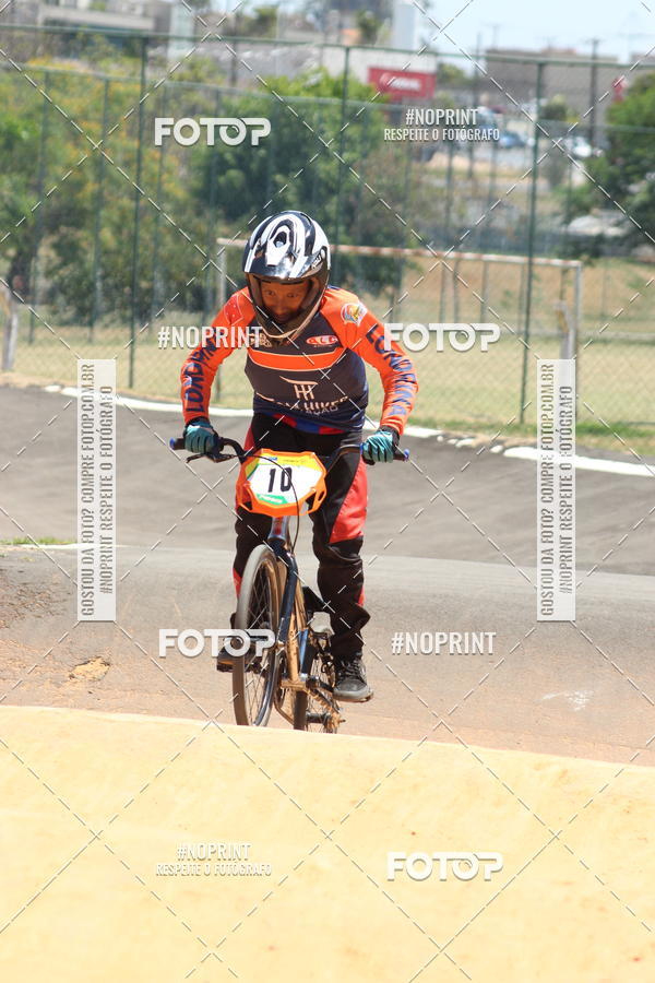 Achetez vos photos de l'vnement4a. Etapa da Copa Brasil de BMX Race sur Fotop