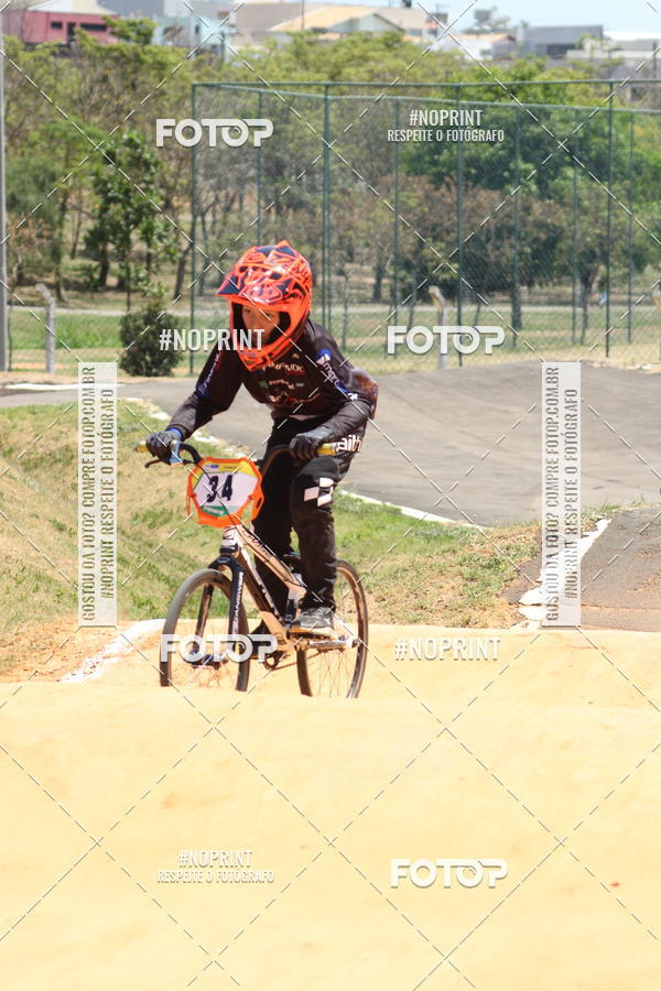 Achetez vos photos de l'vnement4a. Etapa da Copa Brasil de BMX Race sur Fotop