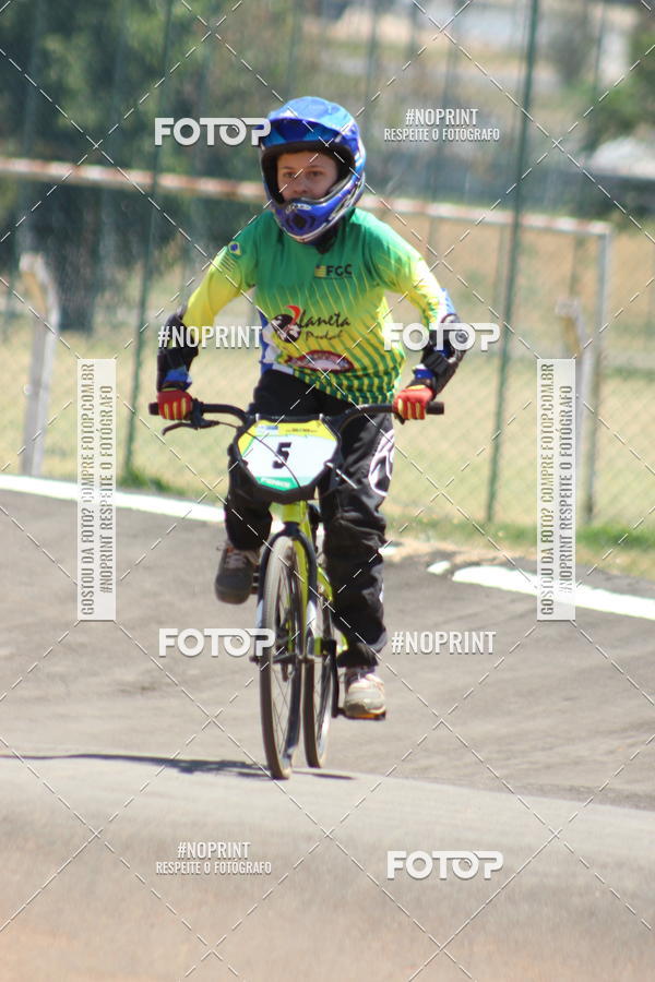 Achetez vos photos de l'vnement4a. Etapa da Copa Brasil de BMX Race sur Fotop