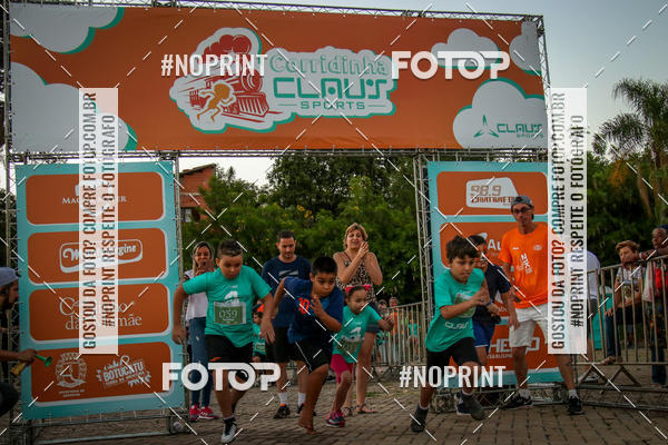 Buy your photos of the eventCorridinha Claus Sports  on Fotop