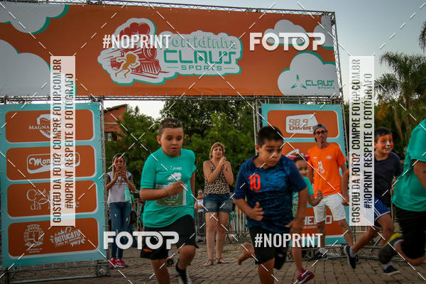 Buy your photos of the eventCorridinha Claus Sports  on Fotop