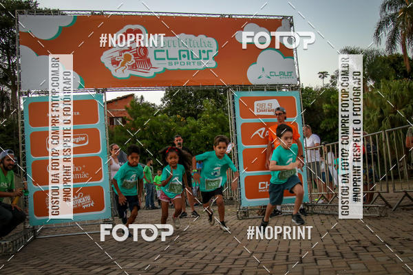 Buy your photos of the eventCorridinha Claus Sports  on Fotop