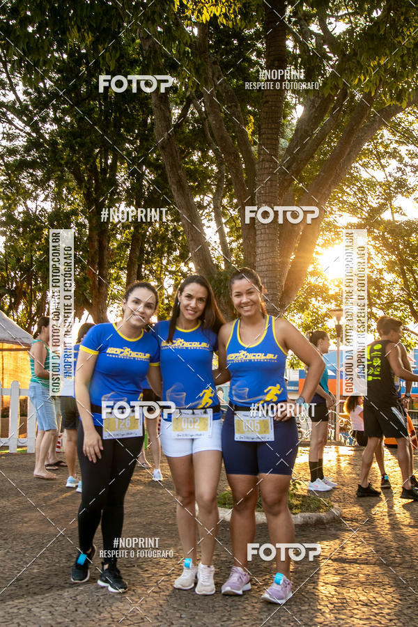 Buy your photos of the event64 Corrida da Virada 2019 on Fotop