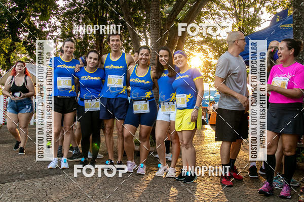 Buy your photos of the event64 Corrida da Virada 2019 on Fotop