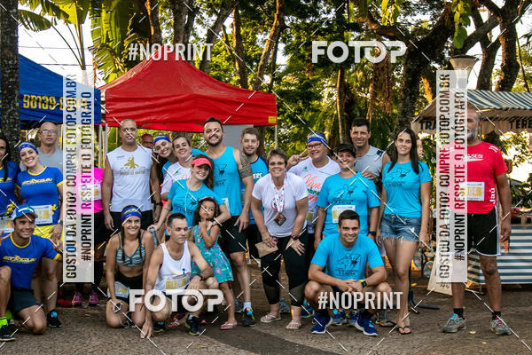 Buy your photos of the event64 Corrida da Virada 2019 on Fotop
