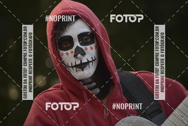 Buy your photos of the eventZombie Walk SP 2019 - Equipe ASI on Fotop