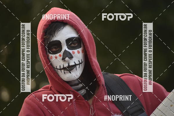 Buy your photos of the eventZombie Walk SP 2019 - Equipe ASI on Fotop