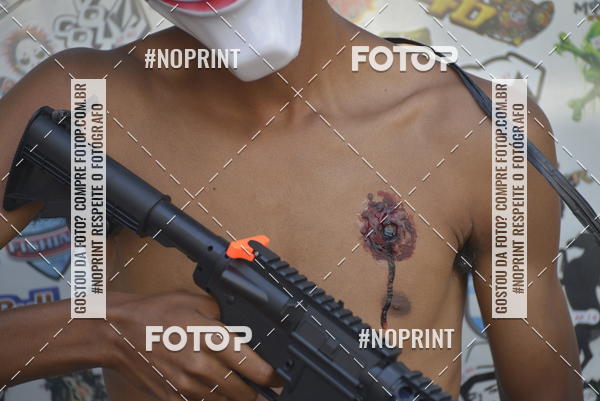 Buy your photos of the eventZombie Walk SP 2019 - Equipe ASI on Fotop