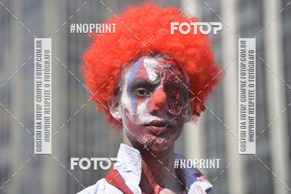 Buy your photos of the eventZombie Walk SP 2019 - Equipe ASI on Fotop