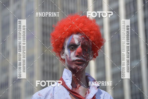 Buy your photos of the eventZombie Walk SP 2019 - Equipe ASI on Fotop