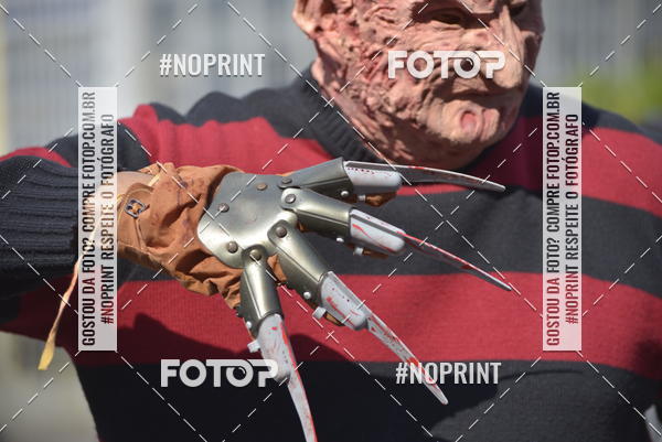 Buy your photos of the eventZombie Walk SP 2019 - Equipe ASI on Fotop