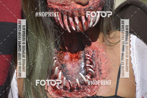 Buy your photos of the eventZombie Walk SP 2019 - Equipe ASI on Fotop