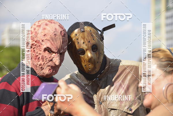 Buy your photos of the eventZombie Walk SP 2019 - Equipe ASI on Fotop