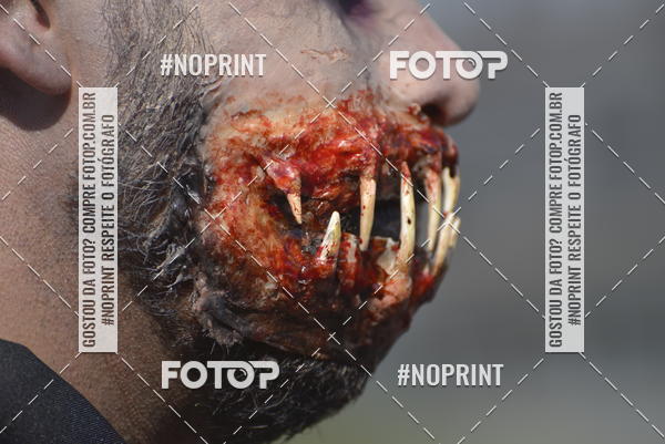 Buy your photos of the eventZombie Walk SP 2019 - Equipe ASI on Fotop