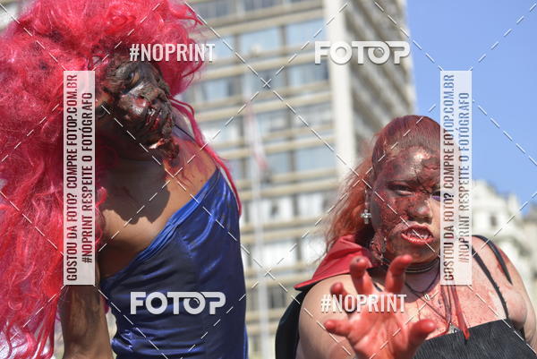 Buy your photos of the eventZombie Walk SP 2019 - Equipe ASI on Fotop