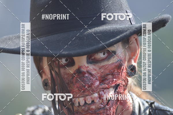 Buy your photos of the eventZombie Walk SP 2019 - Equipe ASI on Fotop