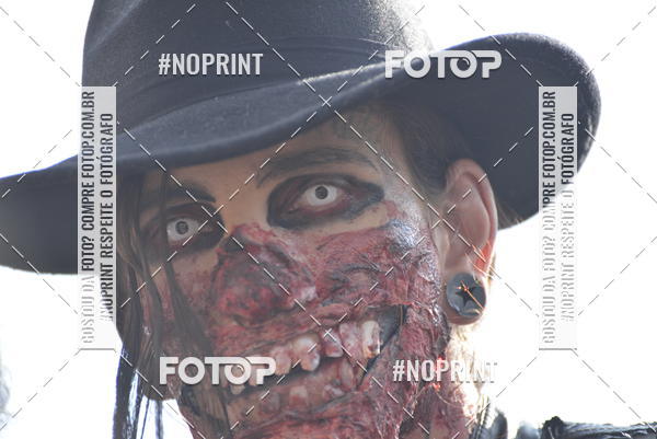 Buy your photos of the eventZombie Walk SP 2019 - Equipe ASI on Fotop