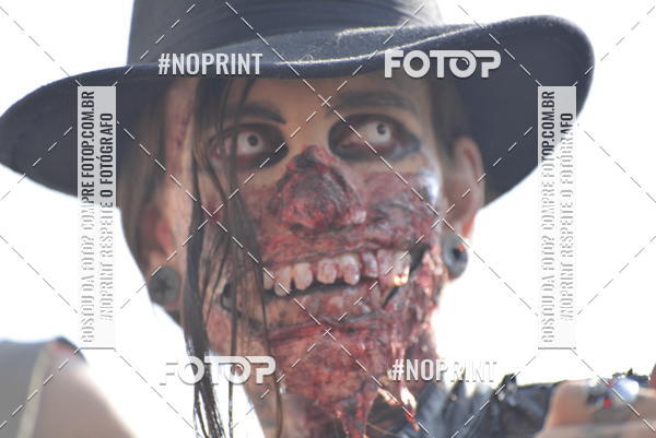 Buy your photos of the eventZombie Walk SP 2019 - Equipe ASI on Fotop