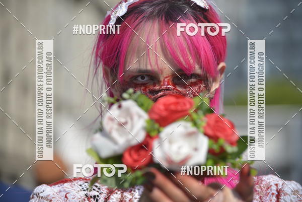 Buy your photos of the eventZombie Walk SP 2019 - Equipe ASI on Fotop
