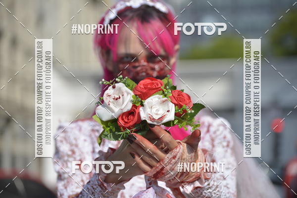 Buy your photos of the eventZombie Walk SP 2019 - Equipe ASI on Fotop