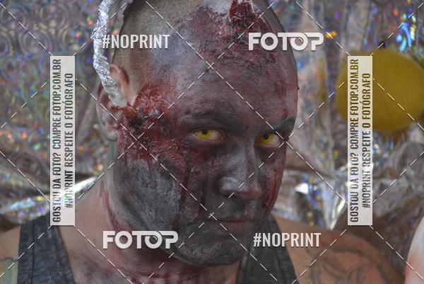 Buy your photos of the eventZombie Walk SP 2019 - Equipe ASI on Fotop