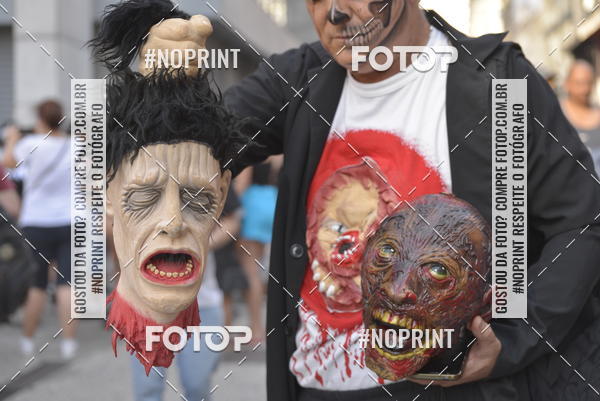 Buy your photos of the eventZombie Walk SP 2019 - Equipe ASI on Fotop
