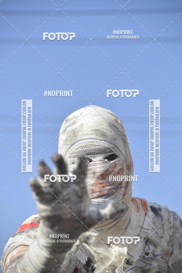 Buy your photos of the eventZombie Walk SP 2019 - Equipe ASI on Fotop