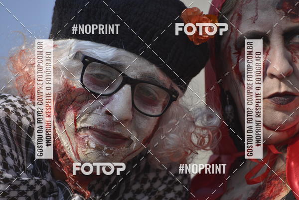 Buy your photos of the eventZombie Walk SP 2019 - Equipe ASI on Fotop