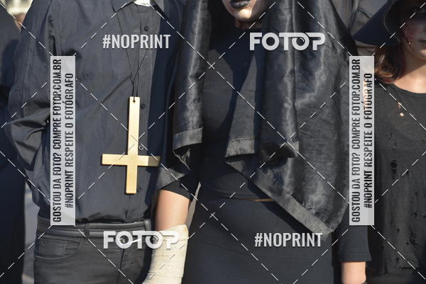 Buy your photos of the eventZombie Walk SP 2019 - Equipe ASI on Fotop