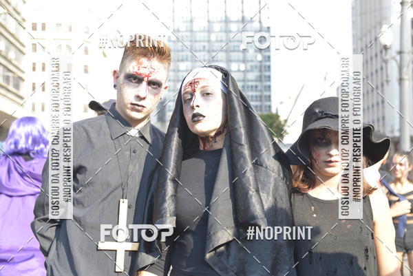 Buy your photos of the eventZombie Walk SP 2019 - Equipe ASI on Fotop