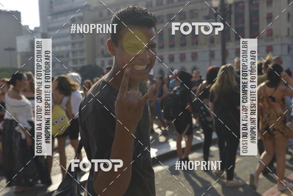 Buy your photos of the eventZombie Walk SP 2019 - Equipe ASI on Fotop