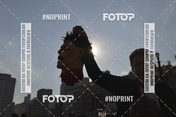 Buy your photos of the eventZombie Walk SP 2019 - Equipe ASI on Fotop