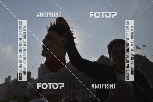 Buy your photos of the eventZombie Walk SP 2019 - Equipe ASI on Fotop